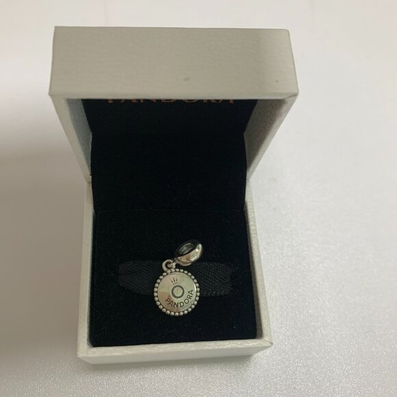 Pandora New York Map Dangle Charm - Picture 4 of 4